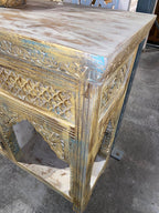 Indisches Sideboard „Carving“ – buntes Unikat mit handgeschnitzten Details