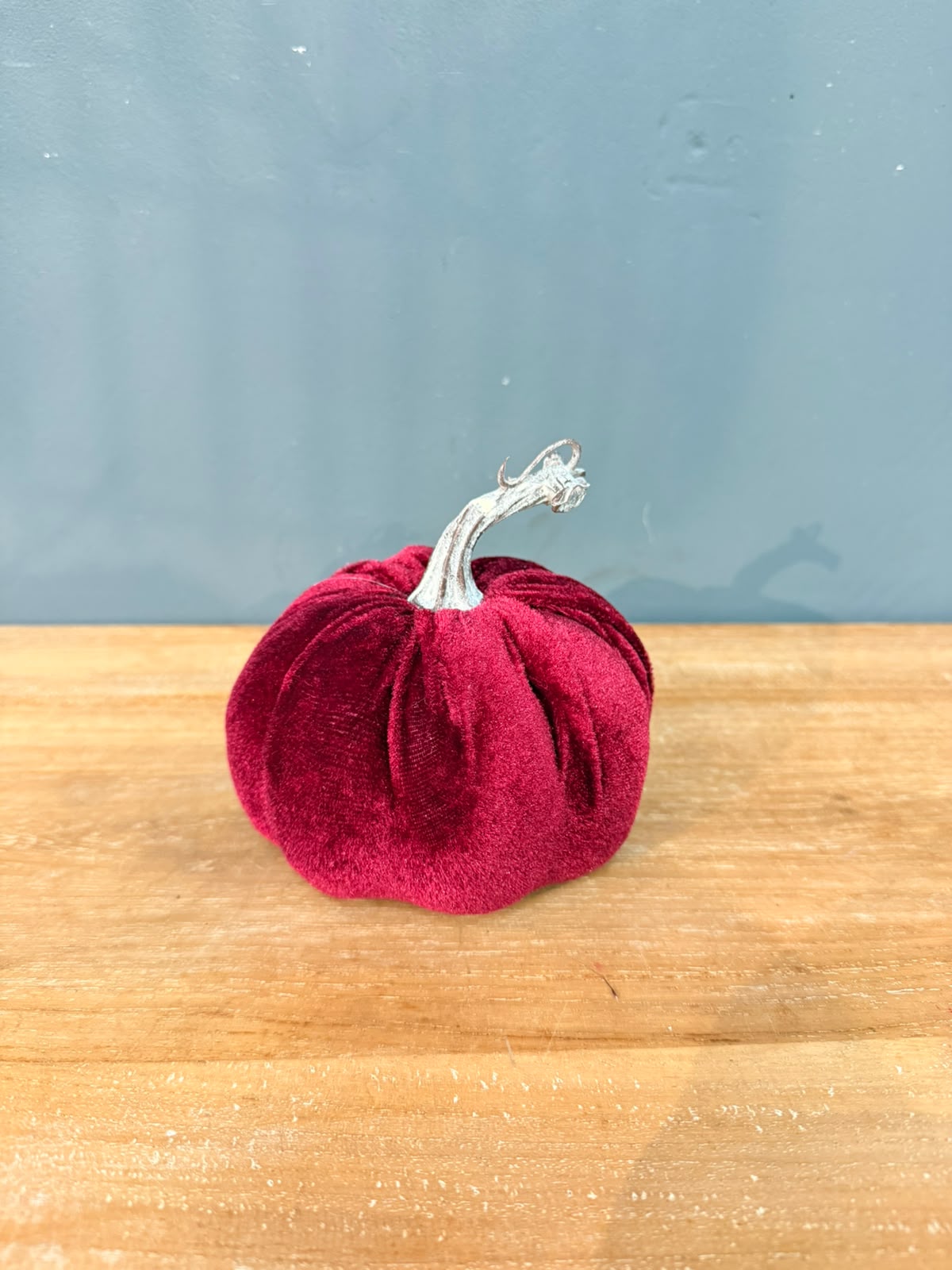 Künstlicher Kürbis Brombeer Größe M